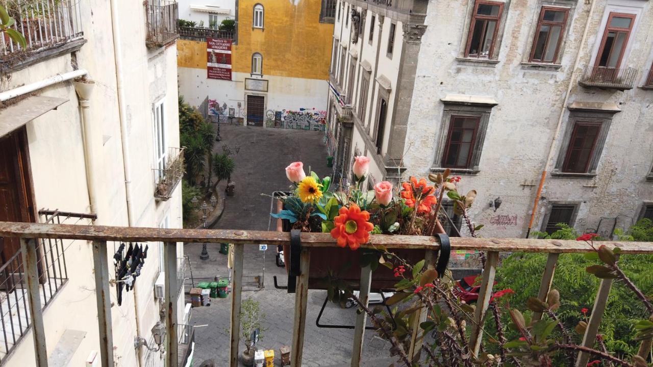 Napoli Centro Spaccanapoli Apartment Exterior photo